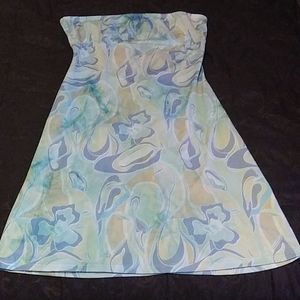 Short marble , open back dress